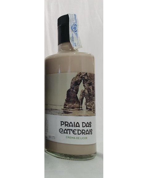 Praia das Catedrales Crema